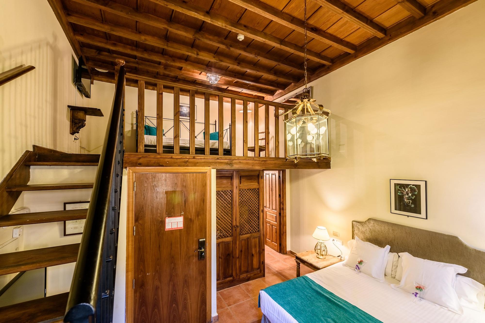 Hotel Palacio De Santa Ines 3*